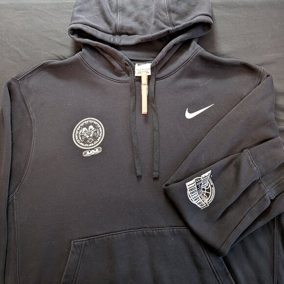 Nike LeBron Lion Chosen 1's Black Long Sleeve Pullover Hoodie Basketball Men's L - Picture 1 of 6
